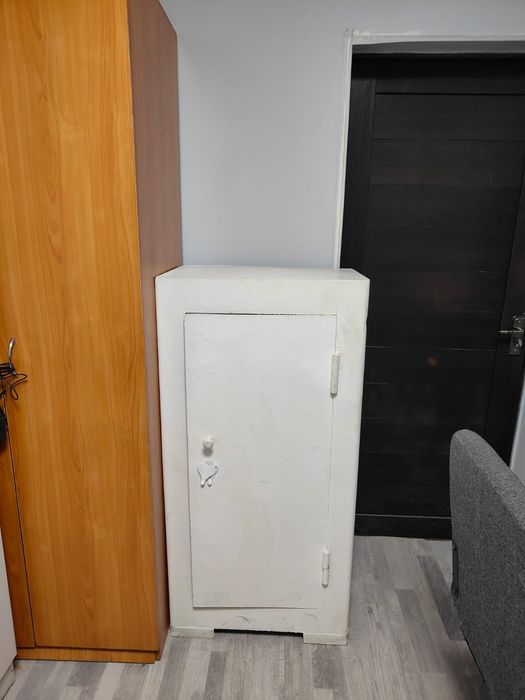 Офисная мебель продам