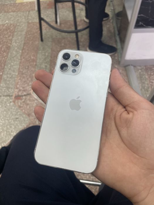 iPhone 12 pro white