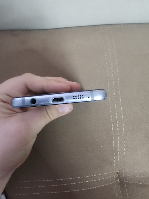 Продается Samsung galaxy a3 (2016)