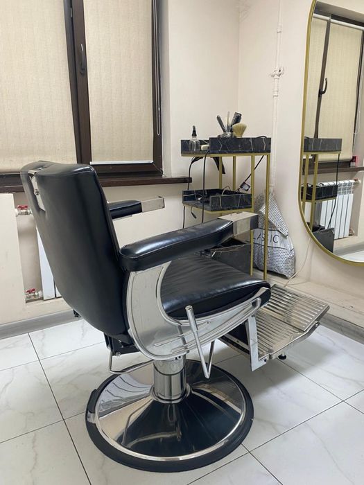 Мойка для парикмахерской, кресло доя барбера