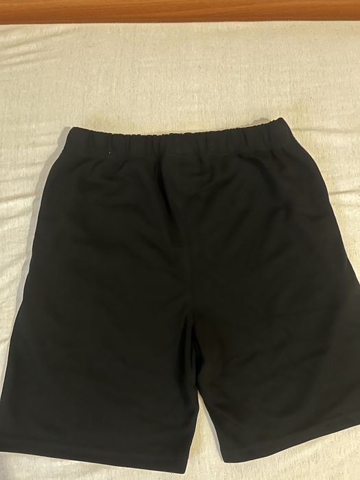 Pantaloni scurti Essentials