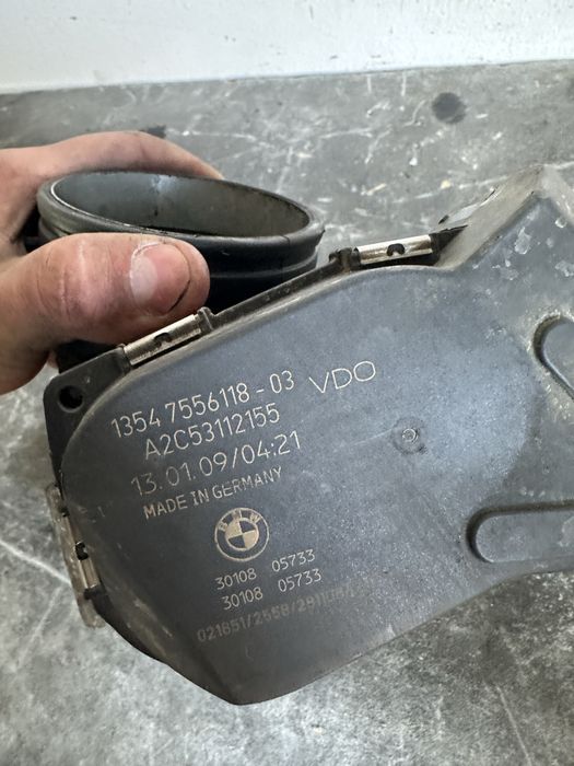Clapeta acceleratie BMW Seria 5 E60 E61 525i 530i 7556118 |3.0 benzina