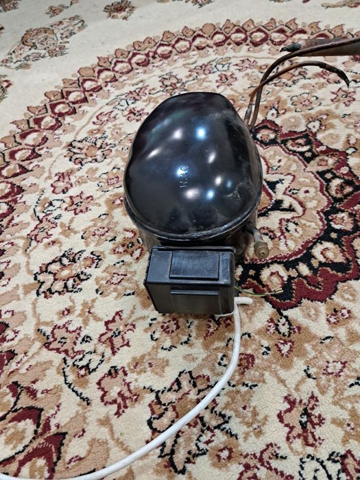 Продам мотор холодильника