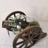 Sticla de vin cu suport car