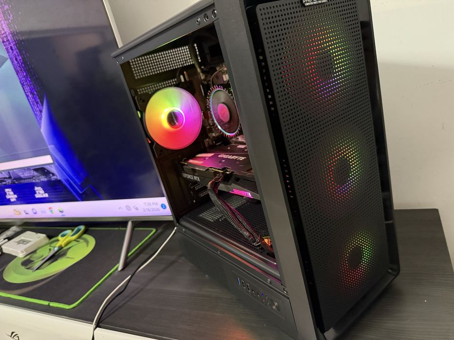 Vand schimb PC Gaming i5 13400 16Gb RTX 4060Ti SSD 500Gb 2 ani Garanti