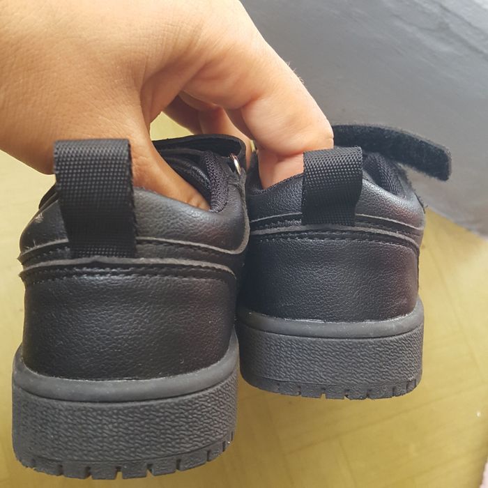 Adidasi negrii 23 apawwa incaltaminte sport