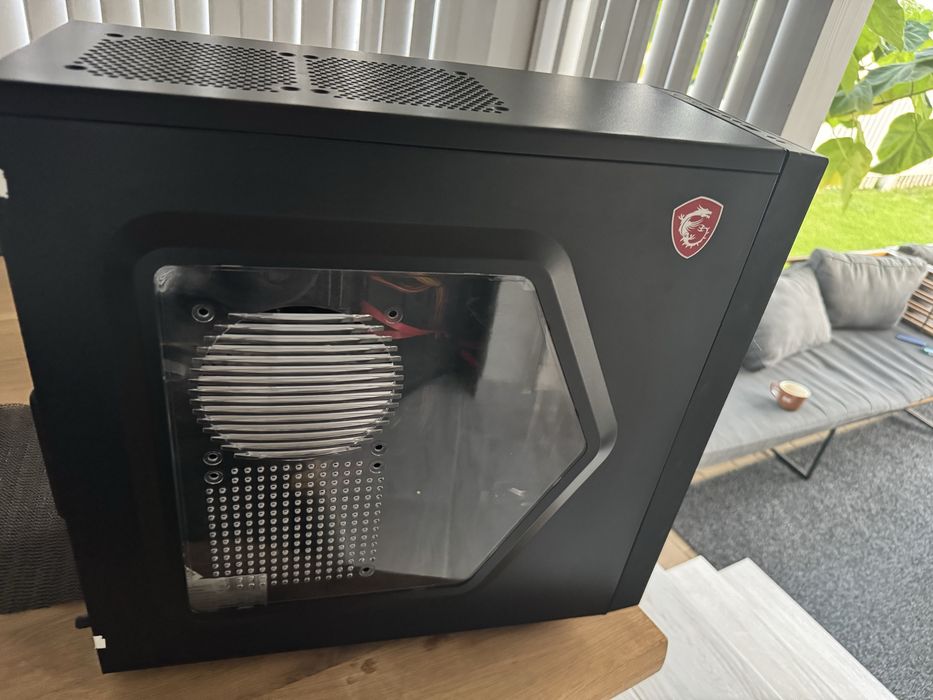 Sistem desktop PC Gaming Raven Procesor Octa-Core Ryzen 7-5700 4.6 Ghz ...