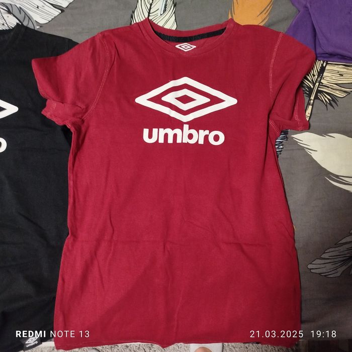 2 тениски Umbro размер 158 см