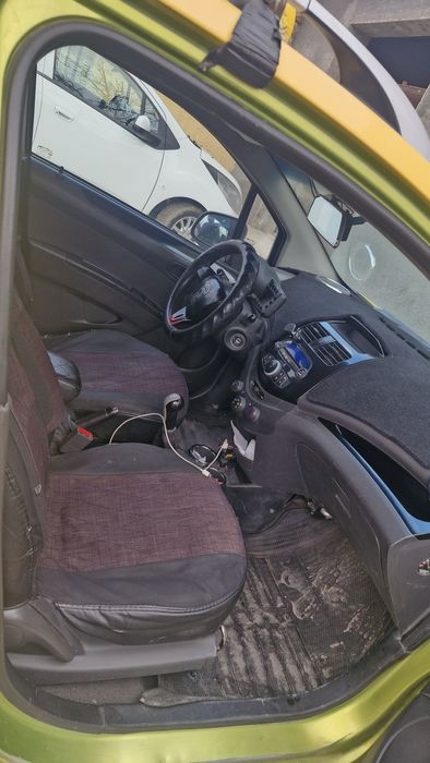 Спарк 2012 срочни сотилади