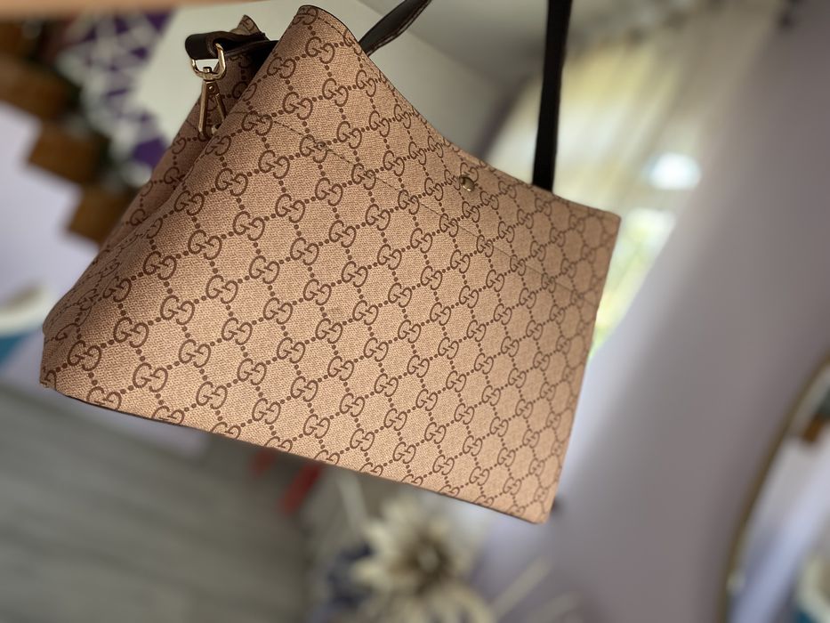 Geantă Gucci roz pudrat