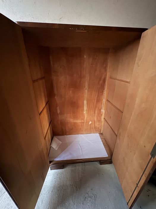 Dulap Mobila Vintage Vechi lemn masiv anii 1965