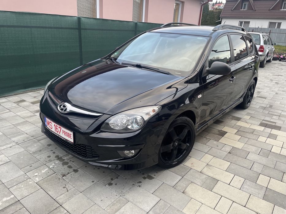 Hyundai i30 2011 benzina