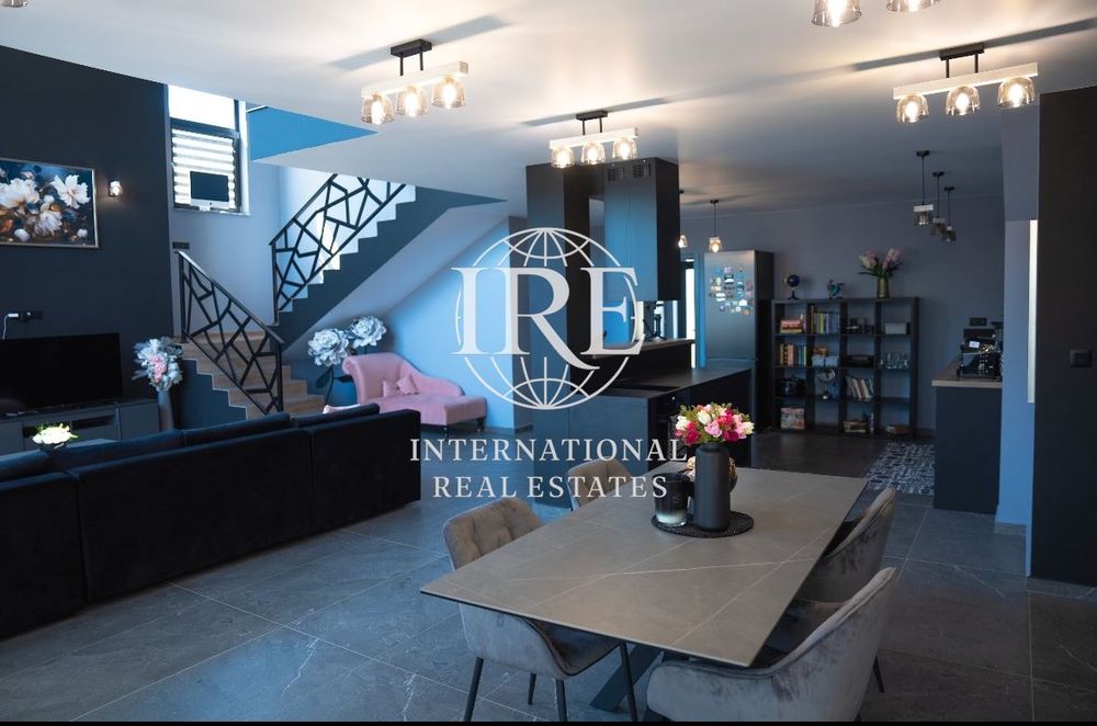 Продава се Къща в с. Кранево, Област Добрич - 300 кв.м за 935 €/кв.м - Снимка #4