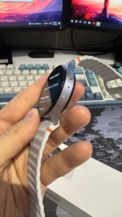 Продам Samsung Galaxy watch 7 44mm silver в хорошем состоянии фулл ком