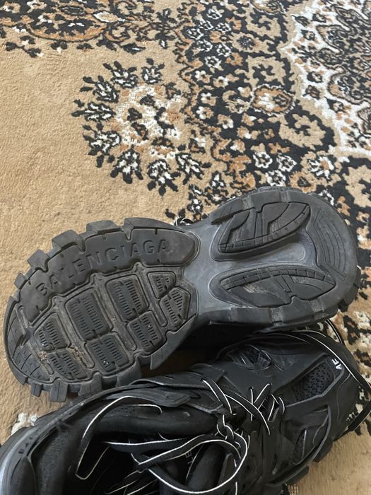 Balenciaga track 1, БУ