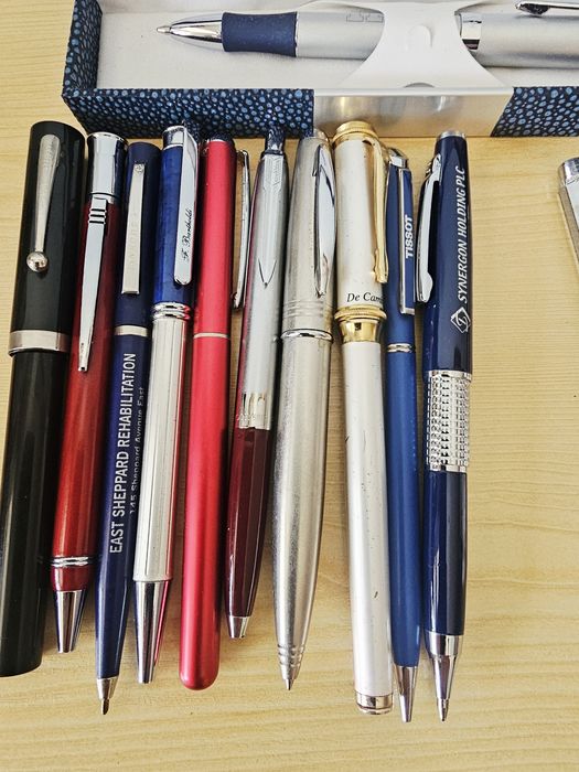 Химикалки и моливи за колекция