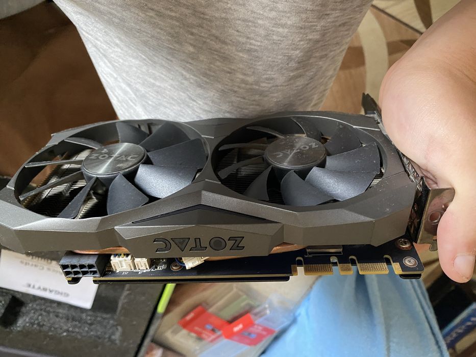 Gtx 1070 TI in stare foarte buna