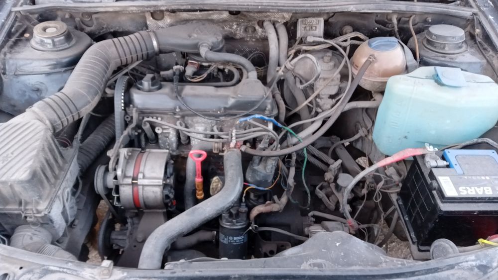 Volkswagen PASSAT B3 1,8 L универсал