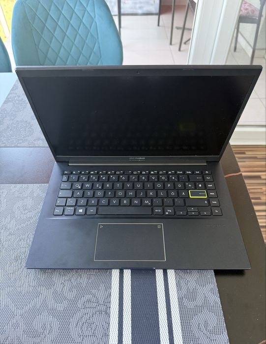 Asus VivoBook 14, i5 Gen11, ram 8Gb, ssd 512Gb, IMPECABIL