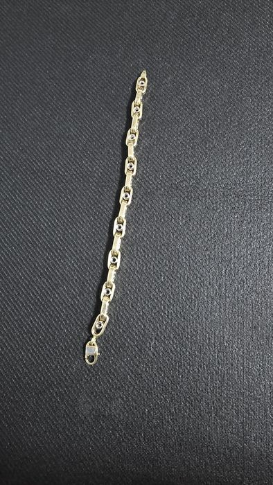 Vand Bratara aur 21 g