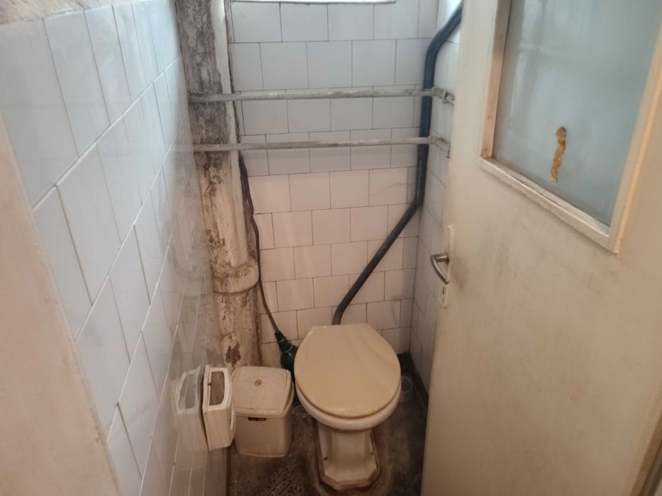 Продава се Четиристаен апартамент в Търговище, Център - 135 кв.м за 714 €/кв.м - Снимка #8