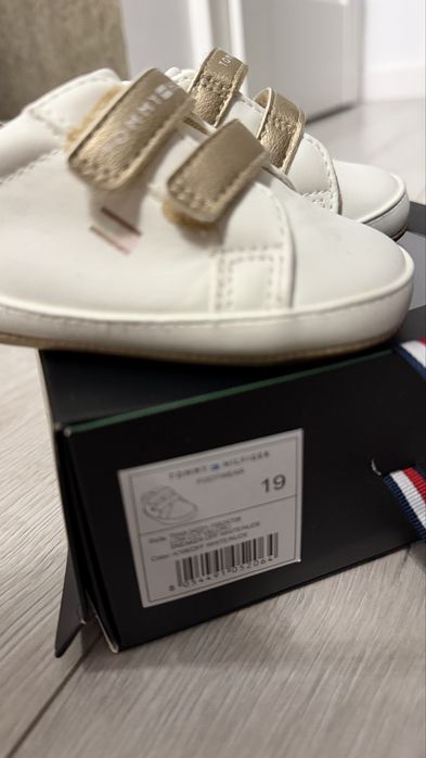 Vand incaltaminte copii Tommy Hilfiger, marimea 19, aurii