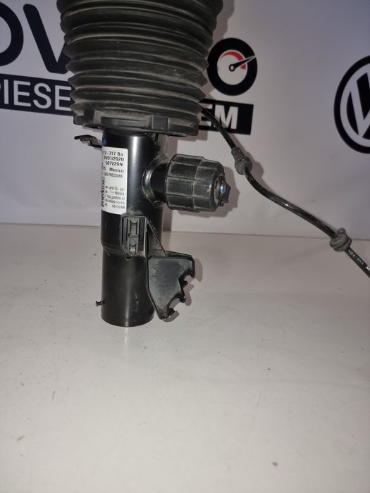 Amortizor perna aer stânga fata BMW X7 G07 / cod-462400014175 Original