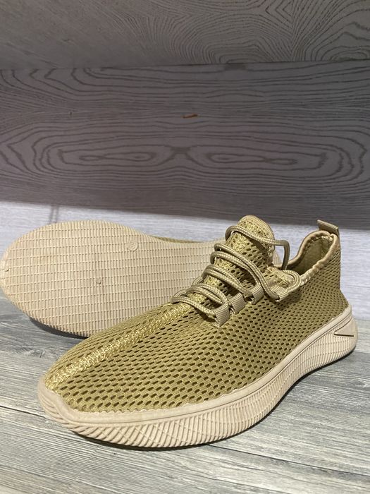 Кросовки новые унисекс