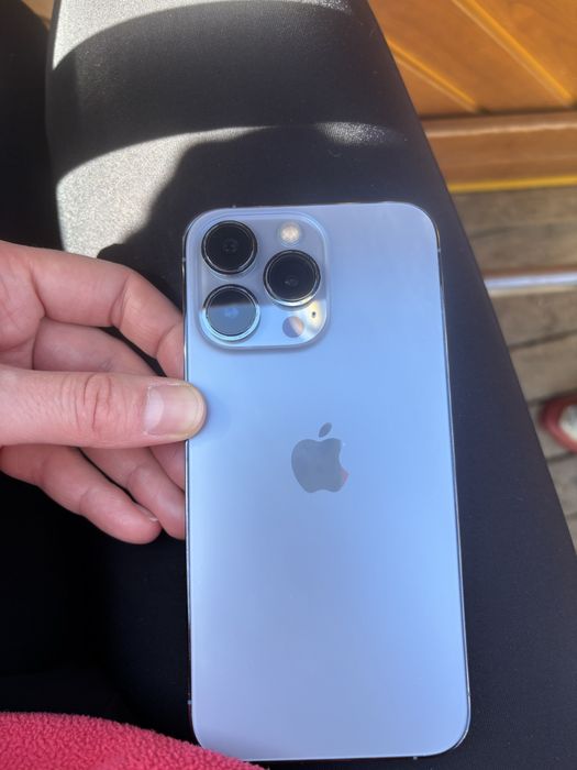 Iphone 13 pro 256 GB Sierra Blue запазен , минимални следи от употреба