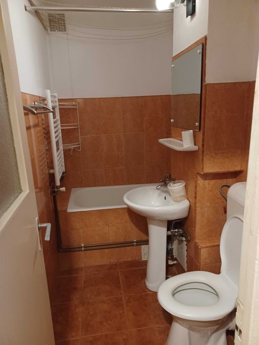 Proprietar inchiriez apartament 1 camera ultracentral Medicinei