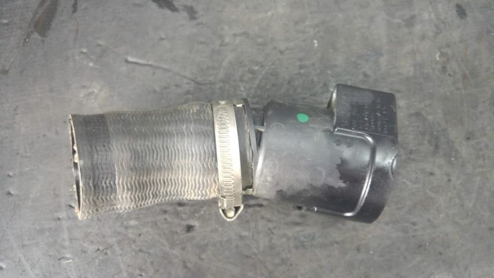 Tub furtun turbo intercooler 2.0 tdi vw tiguan 5n 03l131111r