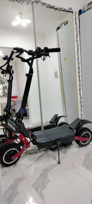 Trotinetă Electrică Dual Moto Halo Kinght  T 108 5600W 60 V 38 Ah Viteză 85 km Autonomie 80