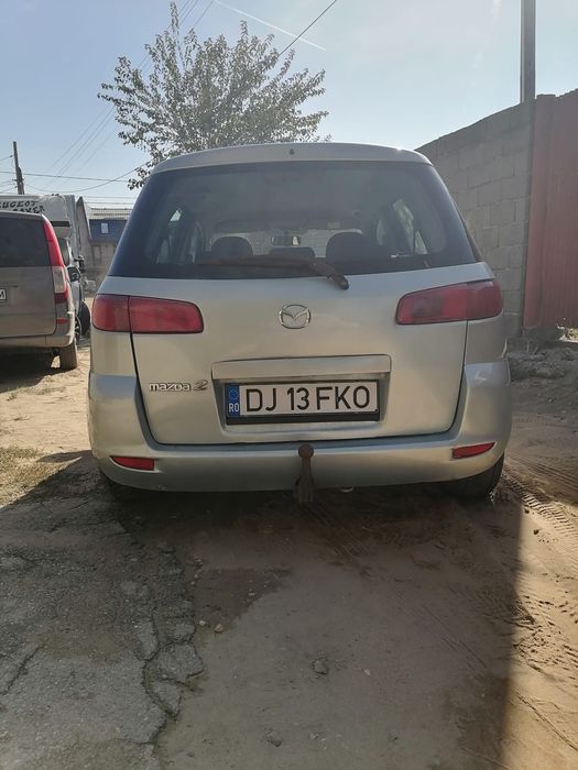 Vând Mazda 2 din 2003