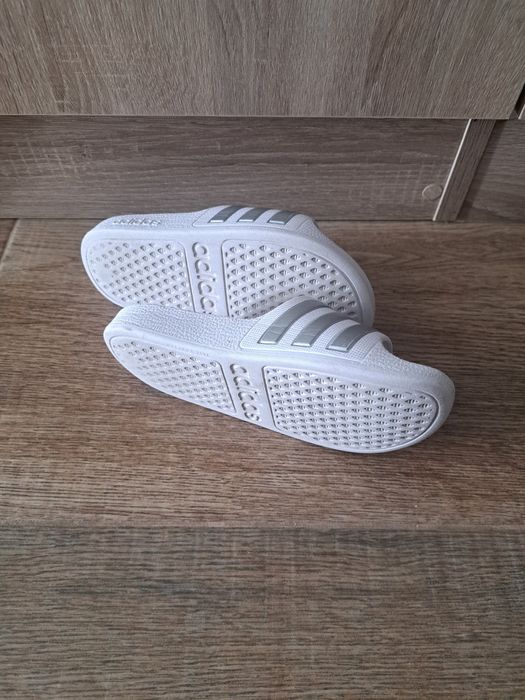 Детски джапанки / чехли Adidas, номер 30-31
