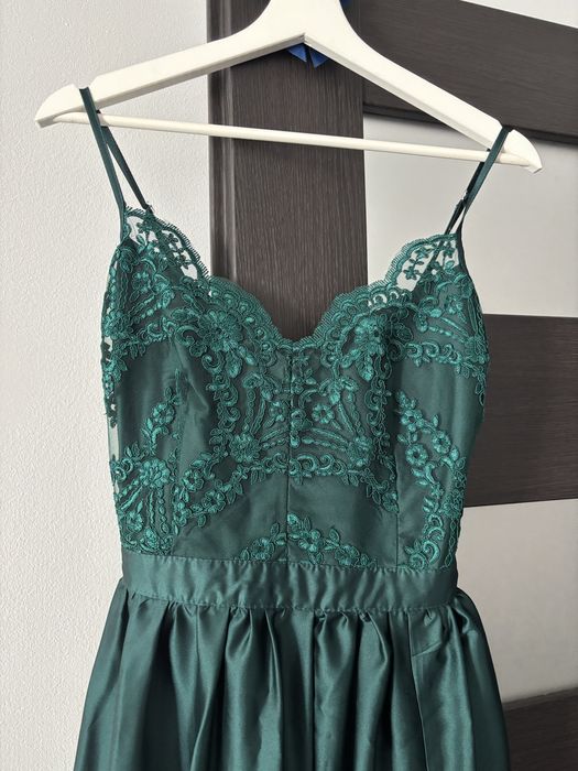 Коктейлна рокля размер ХС