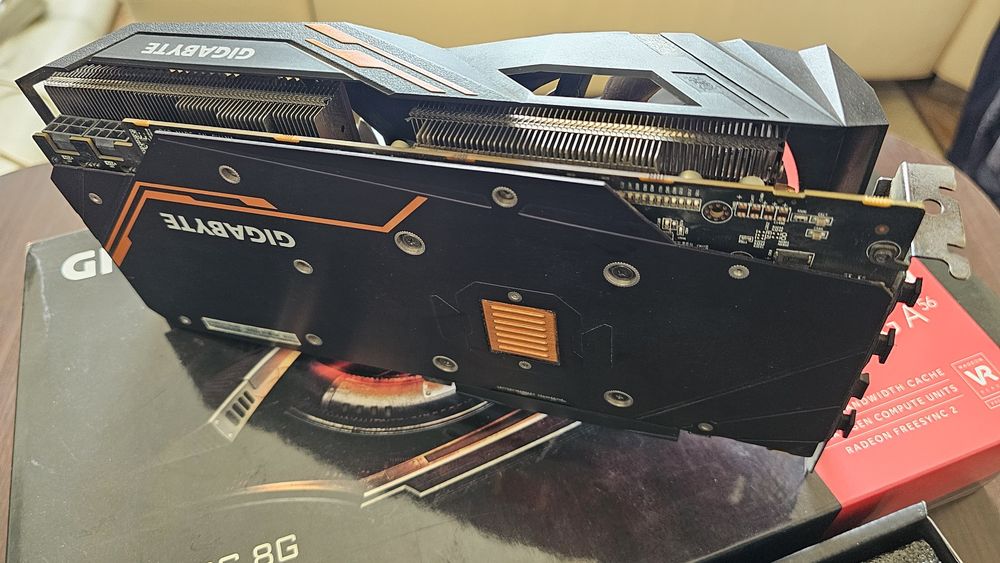 Gigabyte RXVega 56 8gb