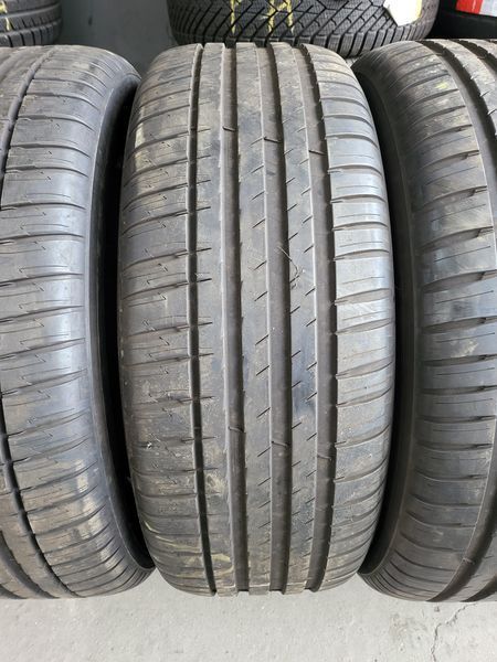 235/60/18 MICHELIN 4бр