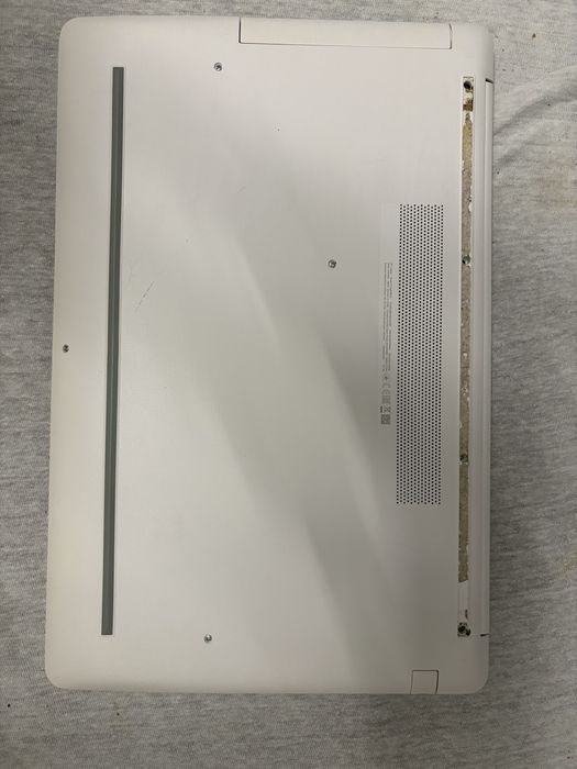Laptop hp 17 ssd