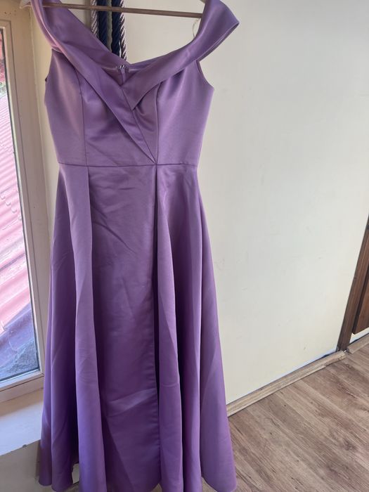 Rochie lungă elegantă violet puțin spre roz, pentru nunți