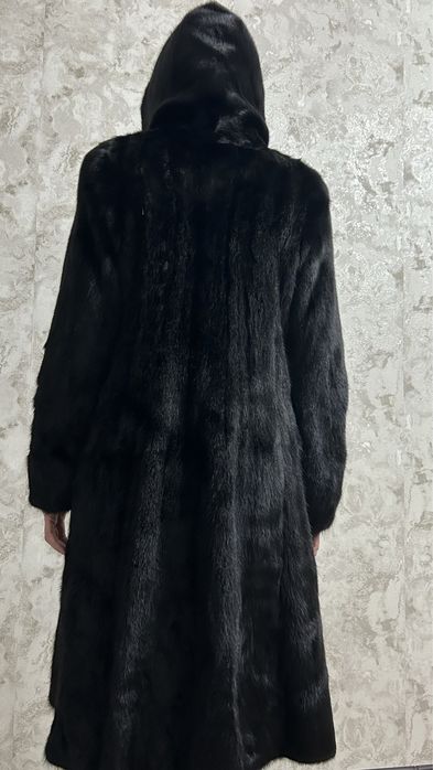 Норковая шуба отличная