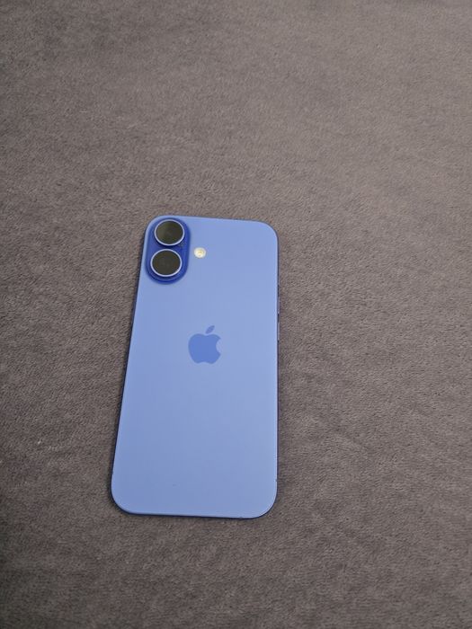 Vand/Schimb Iphone 16 /128gb/Nou