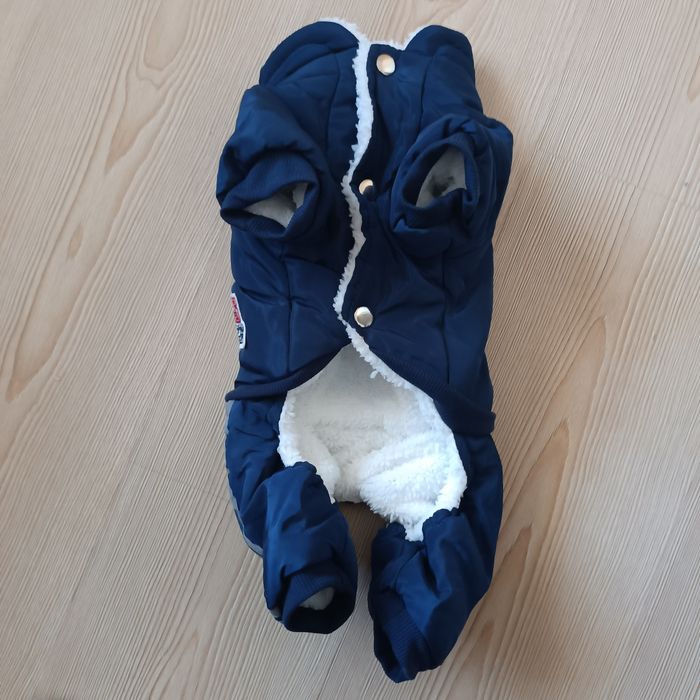 Зимен гащеризон за малка порода куче