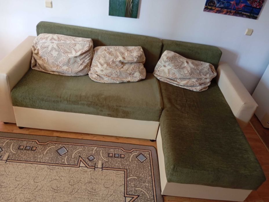 Продавам употребяван диван, Бургас