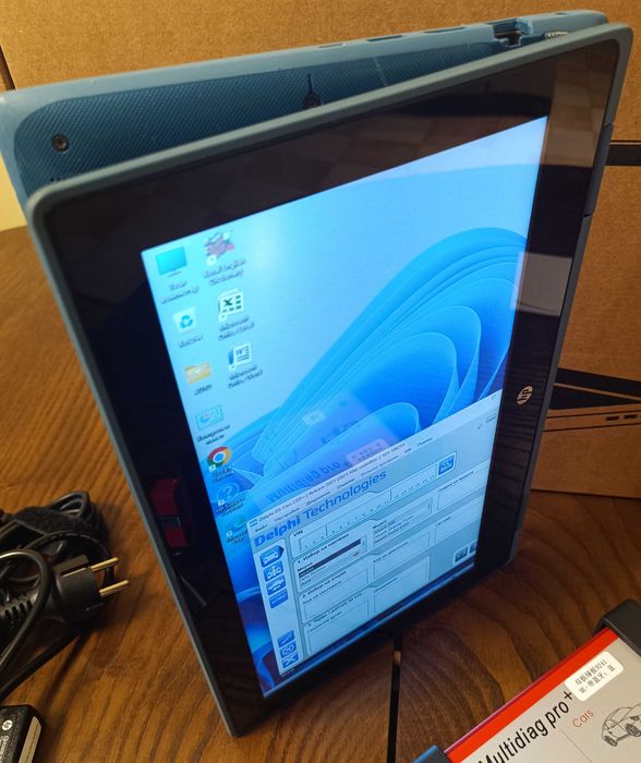 Лаптоп HP ProBook с IPS тъчскрийн дисплей и Windows 11