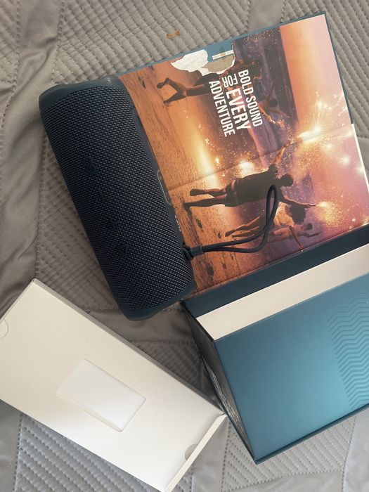 Колонка jbl новая