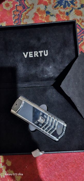 Vertu продаётся свой люкс