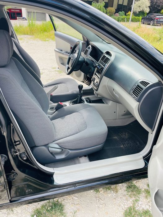 Kia Cerato 1.5 -crdi