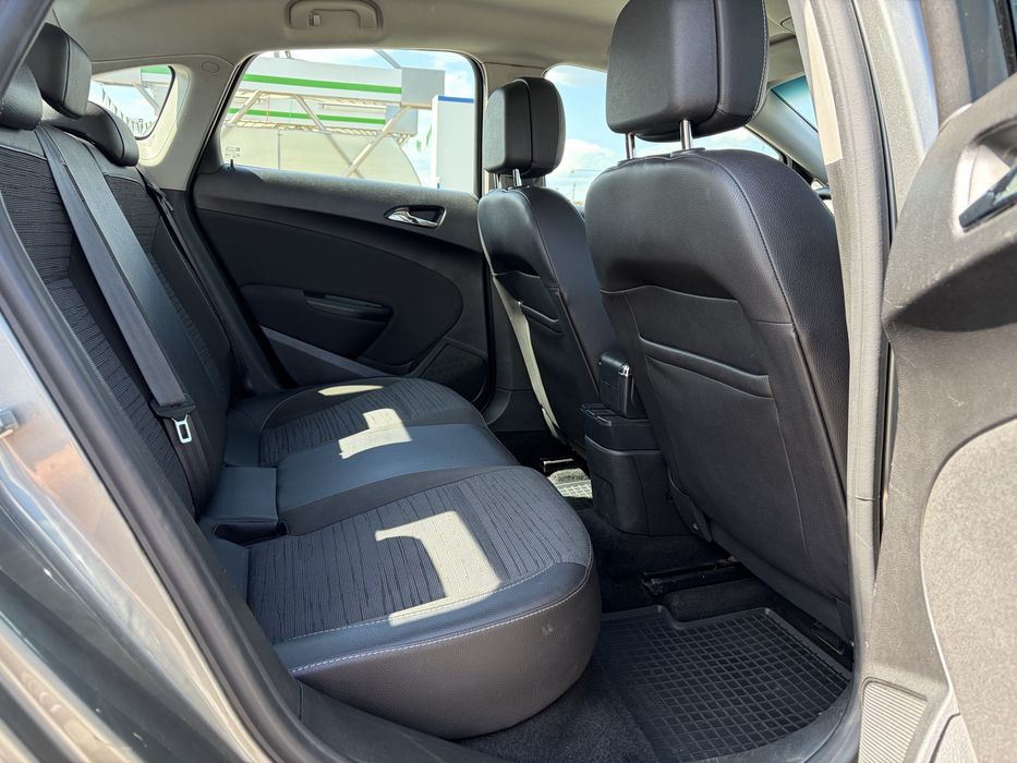Vind Opel Astra J
