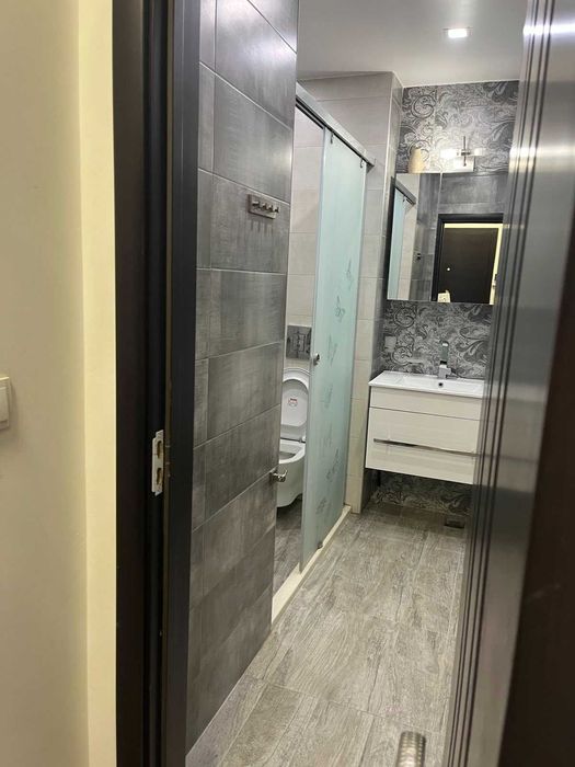 Продава се Тристаен апартамент в Пловдив, Въстанически - 101 кв.м за 1565 €/кв.м - Снимка #16