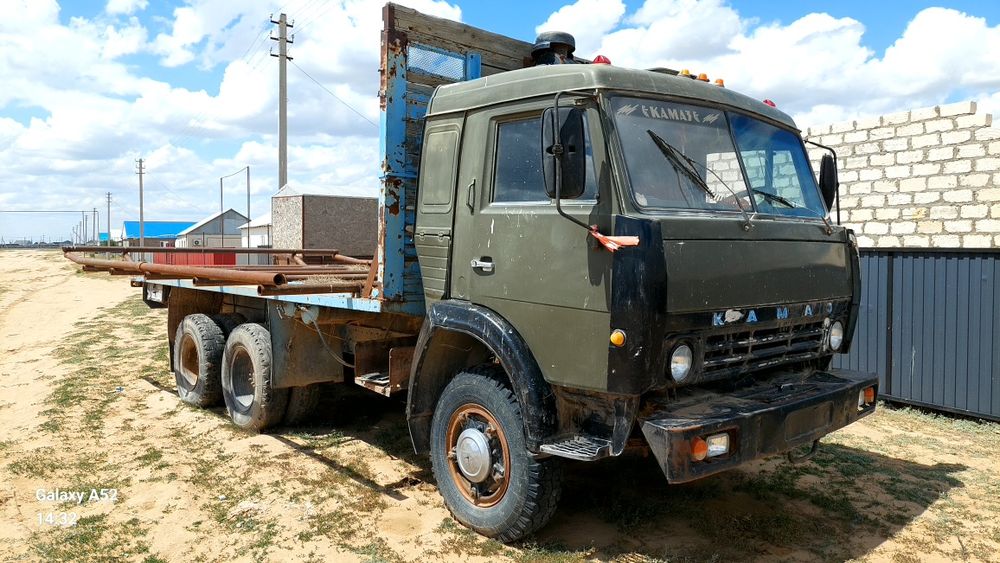 Транспорт Грузовой камаз бортавая